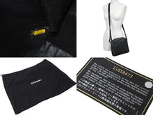 Load image into Gallery viewer, CHANEL シャネル ショルダーバッグ マトラッセ デカココマーク キャビアスキン ブラック シルバー金具 11番台 美品 中古 59934