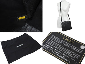 CHANEL シャネル ショルダーバッグ マトラッセ デカココマーク キャビアスキン ブラック シルバー金具 11番台 美品 中古 59934