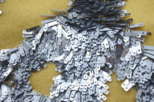 Load image into Gallery viewer, Lucien Pellat-Finet ルシアンペラフィネ カーディガン ピースマーク スパンコール イエロー カシミヤ サイズS 美品 中古 59951