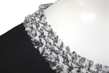 Load image into Gallery viewer, CHANEL シャネル 半袖Ｔシャツ P45633V28403 ココボタン 胸ポケット スリット コットン ツイード ブラック 34 美品 中古 59961