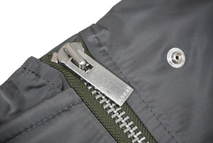 極美品 Sacai サカイ スカート 22AW カーキ グレー サイズ0 ナイロン コットン ポリエステル レディース 22-06195 中古 59982 