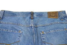 Load image into Gallery viewer, DEF JAM UNIVERSITY デフジャム ユニバーシティ デニム ショートパンツ ショーツ コットン ブルー サイズ34 美品 中古 60057
