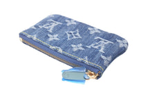 Load image into Gallery viewer, 未使用 LOUIS VUITTON ルイヴィトン モノグラム デニム ポシェットクレ コインケース M95343 ブルー 小銭入れ 財布 中古 60124