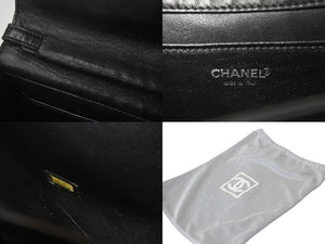 CHANEL シャネル マドモアゼル JUST A DROP OF NO.5 クラッチバッグ 7番台 A17585 エナメル ココマーク 中古 60126