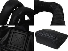 Load image into Gallery viewer, 極美品 CHANEL シャネル トートバッグ コココクーン 17番台 ココマーク ブラック ナイロン レザー シルバー金具 中古 60128