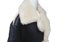 Load image into Gallery viewer, 新品同様 Sacai サカイ フェイクシアリング ブルゾン ボアジャケット 22-02902M 22AW ブラック アイボリー 1 中古 60149
