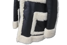 Load image into Gallery viewer, 新品同様 Sacai サカイ フェイクシアリング ブルゾン ボアジャケット 22-02902M 22AW ブラック アイボリー 1 中古 60149