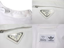 Load image into Gallery viewer, 極美品 PRADA × Adiddas プラダ × アディダス 21AW ナイロンジャケット RE-Nylon SGB964 ホワイト サイズ50 中古 60154