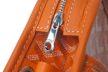 Load image into Gallery viewer, 極美品 GOYARD ゴヤール クラッチバッグ ジュバンス MM ポーチ オレンジ ゴヤールディンキャンバス シルバー金具 中古 60170