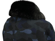 画像をギャラリービューアに読み込む, A BATHING APE アベイシングエイプ ファーコート カモ柄 ブルー ネイビー ファー取り外し可 サイズXS 1860-241-505 美品 中古 60178 