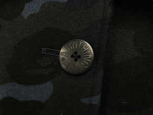 A BATHING APE アベイシングエイプ ファーコート カモ柄 ブルー A BATHING APE アベイシングエイプ ファーコート カモ柄 ブルー