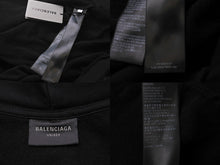 Load image into Gallery viewer, 新品同様 BALENCIAGA バレンシアガ キャンペーンロゴダメージ加工ジップアップフーディー サイズL ブラック 720424TNVK5 中古 60186