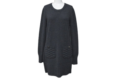 極美品 CHANEL シャネル ボーイシャネル ニット ワンピース グレー P46779K05922 カシミヤ ココマーク ロゴ サイズ36 中古 60196