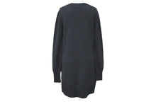 Load image into Gallery viewer, 極美品 CHANEL シャネル ボーイシャネル ニット ワンピース グレー P46779K05922 カシミヤ ココマーク ロゴ サイズ36 中古 60196