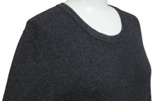 Load image into Gallery viewer, 極美品 CHANEL シャネル ボーイシャネル ニット ワンピース グレー P46779K05922 カシミヤ ココマーク ロゴ サイズ36 中古 60196