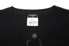 Load image into Gallery viewer, CHANEL シャネル ワンピース ニット ココマーク ココボタン ブラック カシミヤ サイズ36 P42061W04956 美品 中古 60203