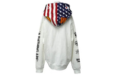 Load image into Gallery viewer, アメリカ限定 極美品 A BATHING APE アベイシングエイプ パーカー シャークパーカー ホワイト ネイビー レッド サイズXL 中古 60228