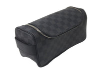Load image into Gallery viewer, 極美品 LOUIS VUITTON ルイヴィトン ハンドポーチ トワレ・ポーチ ダミエグラフィット N47625 ブラック シルバー金具 中古 60262