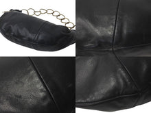 Load image into Gallery viewer, CHANEL シャネル ハンドバッグ ワンショルダー ココマーク 7番台 チェーン ブラック レザー ゴールド金具 美品 中古 60273