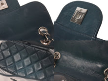 Load image into Gallery viewer, 極美品 CHANEL シャネル リュック クリアバックパック マトラッセ A57826 グリーン ビニールレザー シルバー金具 中古60306