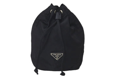 PRADA プラダ 巾着ポーチ トライアングルロゴ ナイロン シルバー ブラック金具 バッグ入れ MV369 良品 中古 60354 