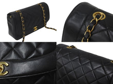 Load image into Gallery viewer, CHANEL シャネル ショルダーバッグ マトラッセ ダイアナ 25 シングルフラップ シングルチェーン ブラック 美品 中古 60359