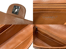 Load image into Gallery viewer, CHANEL シャネル チェーンショルダーバッグ ミニマトラッセ キャビアスキン 15番台 ブラウン シルバー金具 美品 中古 60360