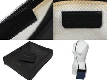 Load image into Gallery viewer, BVLGARI ブルガリ フラット ショルダーポーチ デニムプリント カーフレザー ブラック ブルー 21&#39;528 シルバー金具 美品 中古 60369