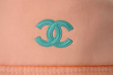 Load image into Gallery viewer, CHANEL シャネル バケットハット バケハ ココマーク サイズL 刺繍 オレンジ ブルー パステルカラー コットン 美品 中古 60390