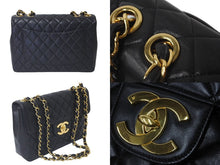 Load image into Gallery viewer, CHANEL シャネル チェーンショルダーバッグ デカマトラッセ 30 4番台 ラムスキン ブラック ゴールド金具 美品 中古 60480
