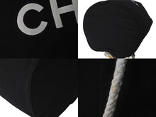 Load image into Gallery viewer, CHANEL シャネル リュックデイパック ロゴ 巾着 プールバッグ キャンバス ノベルティ ブラック ホワイト 良品 中古 60484