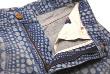 Load image into Gallery viewer, 新品同様品 LOUIS VUITTON ルイヴィトン デニムパンツ 草間彌生 インフィニティドット 1AB6OE ブルー サイズ29 中古 60531