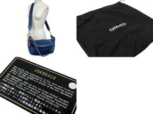 Load image into Gallery viewer, 極美品 CHANEL Pharrell Williams シャネル ファレルウィリアムズ CCウエストバッグ カプセルコレクション 26番台 ブルー 中古 60538