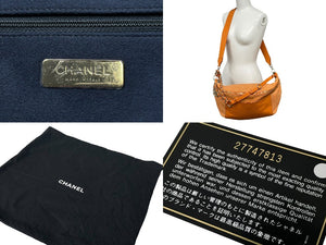 新品同様 CHANEL Pharrell Williams シャネル ファレルウィリアムズ CCウエストバッグ カプセルコレクション 27番台 オレンジ 中古 60539