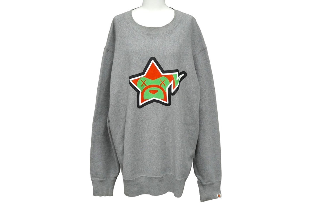 A BATHING APE × KAWS BABY MILO アベイシングエイプ カウズ ベビーマイロ スウェット トレーナー グレー サイズL 良品 中古 60542