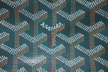 Load image into Gallery viewer, 極美品 GOYARD ゴヤール ポーチ セナ ミニ SENAT2MINTY09CL09P ヘリンボーン柄 グリーン ホワイト 中古 60547