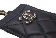Load image into Gallery viewer, 極美品 CHANEL シャネル カードケース マトラッセ チェーンストラップ ラムスキン A01745 ブラック ゴールド金具 中古 4b007999