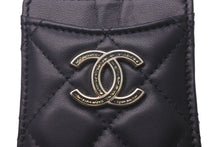 Load image into Gallery viewer, 極美品 CHANEL シャネル カードケース マトラッセ チェーンストラップ ラムスキン A01745 ブラック ゴールド金具 中古 4b007999