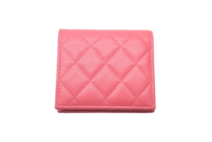 CHANEL シャネル 二つ折り財布 AP3178 ココマーク マトラッセ クラシック キャビアスキン ピンク ゴールド金具 美品 中古 60589