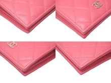 Load image into Gallery viewer, CHANEL シャネル 二つ折り財布 AP3178 ココマーク マトラッセ クラシック キャビアスキン ピンク ゴールド金具 美品 中古 60589