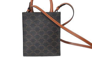極美品 CELINE セリーヌ 2WAYショルダーバッグ ミニバーティカルカバ トリオンフ 194372BZK.04LU ブラウン ゴールド金具 中古 60612