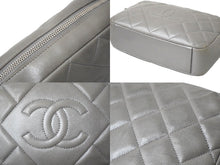 Load image into Gallery viewer, CHANEL シャネル チェーンショルダーバッグ マトラッセ ラムスキン ダイヤモンドCC 19番台 2014年 グレー 美品 中古 60636