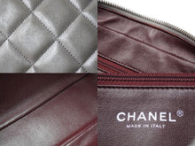 Load image into Gallery viewer, CHANEL シャネル チェーンショルダーバッグ マトラッセ ラムスキン ダイヤモンドCC 19番台 2014年 グレー 美品 中古 60636