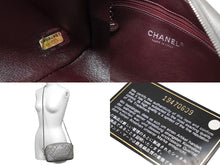 Load image into Gallery viewer, CHANEL シャネル チェーンショルダーバッグ マトラッセ ラムスキン ダイヤモンドCC 19番台 2014年 グレー 美品 中古 60636