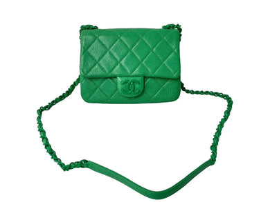極美品 CHANEL シャネル ショルダーバッグ ココマーク マトラッセ キャビアスキン 29番台 グリーン シルバー金具 中古 60654