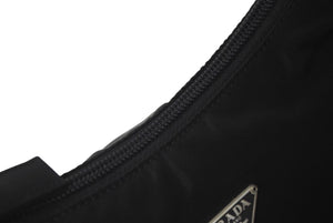 PRADA プラダ ハンドバッグ ホーボー MV515 トライアングルロゴ ブラック ナイロン シルバー金具 良品 中古 60679 