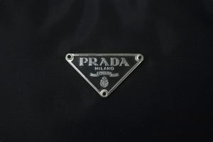 PRADA プラダ ハンドバッグ ホーボー MV515 トライアングルロゴ ブラック ナイロン シルバー金具 良品 中古 60679 