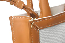 Load image into Gallery viewer, 極美品 CELINE セリーヌ 2WAYショルダーバッグ ミニバーティカルカバ コットンキャンバス レザー ベージュ 美品 中古 60684