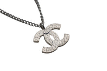 Load image into Gallery viewer, CHANEL シャネル ネックレス チョーカー アクセサリー ココマーク 04P刻印 アイボリー シルバー 7g 美品 中古 60694