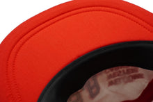 Load image into Gallery viewer, 極美品 U.S.A WELCOME WESTEM CARNIVAL メッシュ キャップ レッド 帽子 刺繍 ホワイト ナイロン 54CM 中古 60737